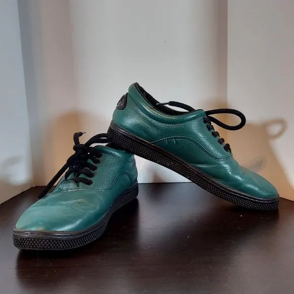 VTG Travel Fox Men's 7.5 Shoes