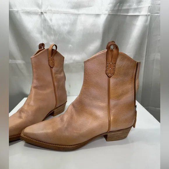 We the Free Pink Tan Leather Western Ankle Boots, excellent condition, size 40