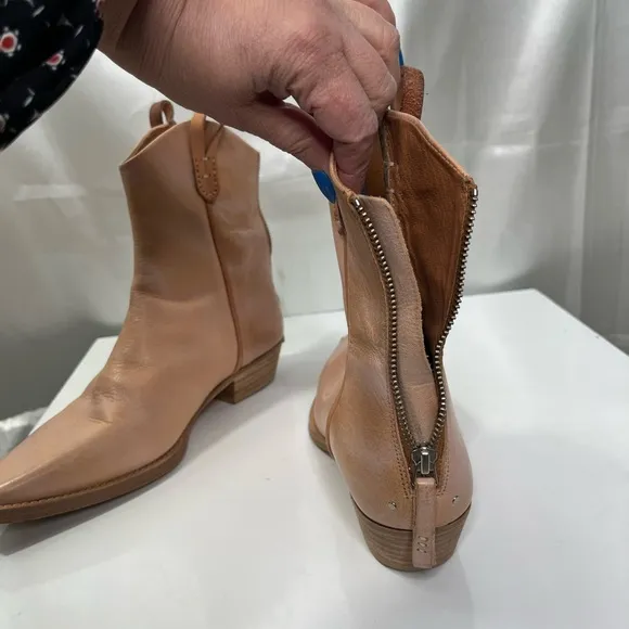 We the Free Pink Tan Leather Western Ankle Boots, excellent condition, size 40