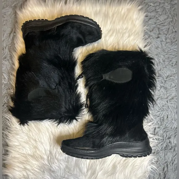 WINNA Women's Black Fur Boots