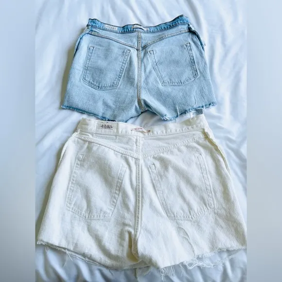 Wmns Levi’s Premium ribcage denim cutoff shorts set- 2 items total. Sz 28