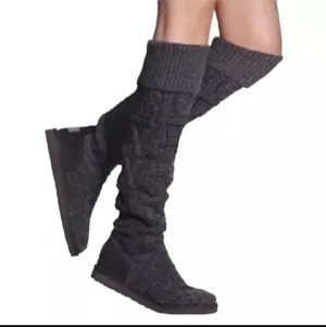 Women's Black Knit Knee-High Boots