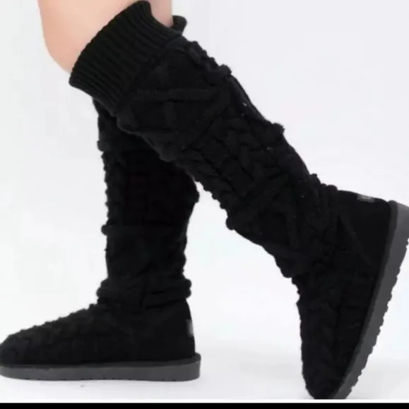 Women's Black Knit Knee-High Boots