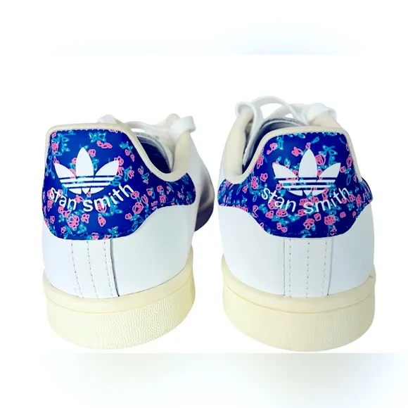 Women’s Classic White Adidas Stan Smith Floral Sneakers Sz 8.5 NEW!