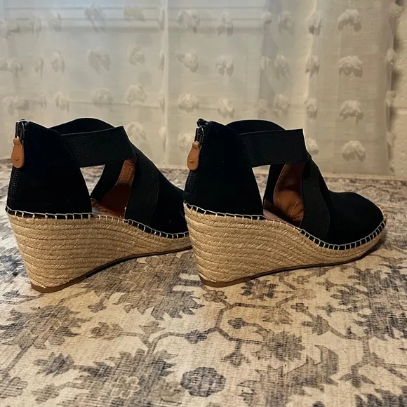 Women's Gentle Souls Wedge Sandals Size 8.5 Black Espadrille
