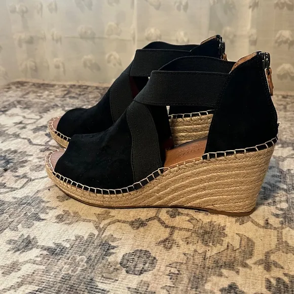 Women's Gentle Souls Wedge Sandals Size 8.5 Black Espadrille