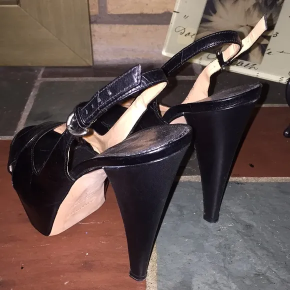Women's Leather Platform Sergio Rossi Slingback Pumps Size 39/8 Made in Italy