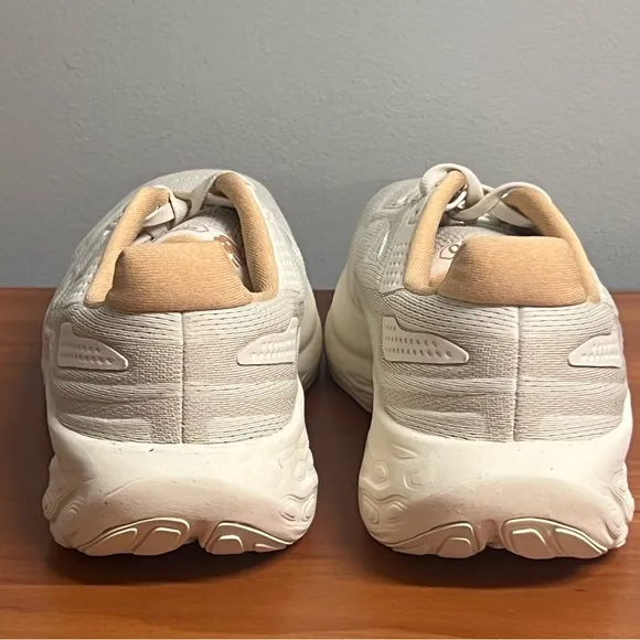 Women’s New Balance Fresh Foam X 1080v13 NWOB Size 11.5