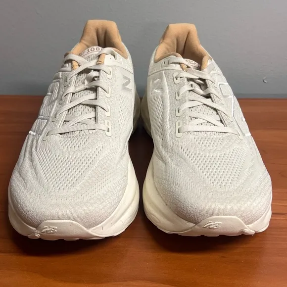 Women’s New Balance Fresh Foam X 1080v13 NWOB Size 11.5