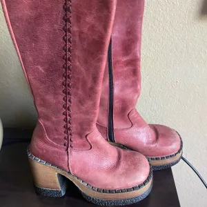 Women's Red Leather Boots London Underground  90’s Size 5