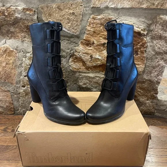 Women’s size 7 NIB TIMBERLAND BLACK LEATHER BOOTS “FEMMES”