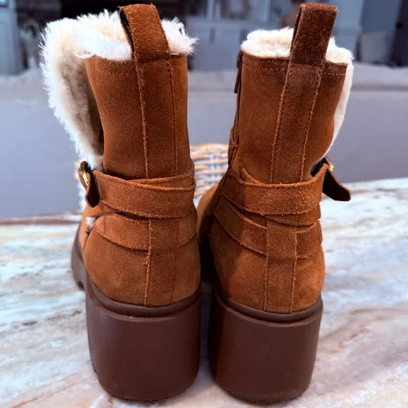 Women’s STEVE MADDEN Colletta ankle boots- Size 9