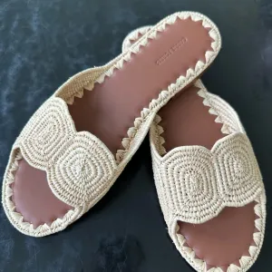 Women's Tan Woven Slide Sandals Naima Slides size 38