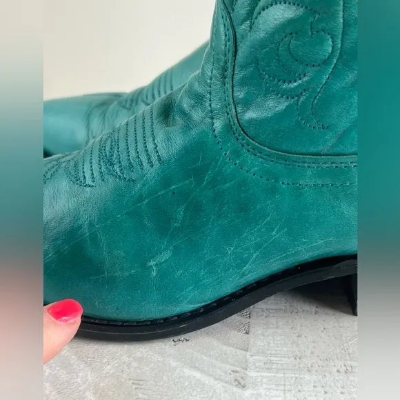 Women’s Vintage Acme Teal Western Cowboy Boots size 6.5