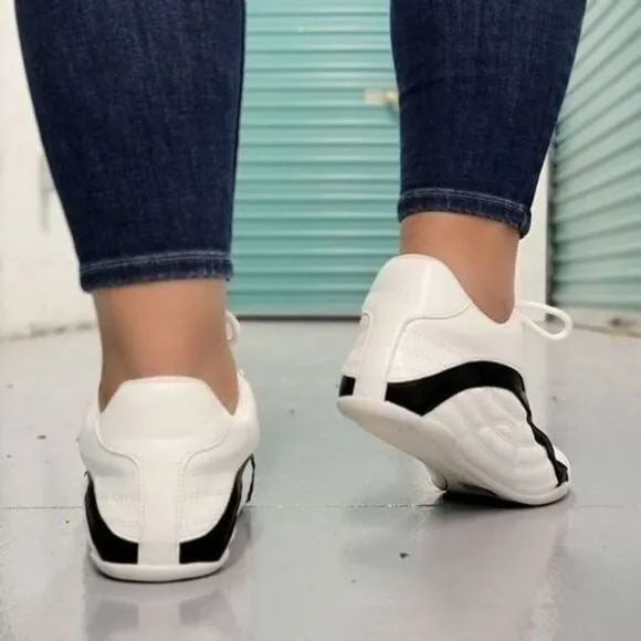 Women's White‎ Low Top Sneakers