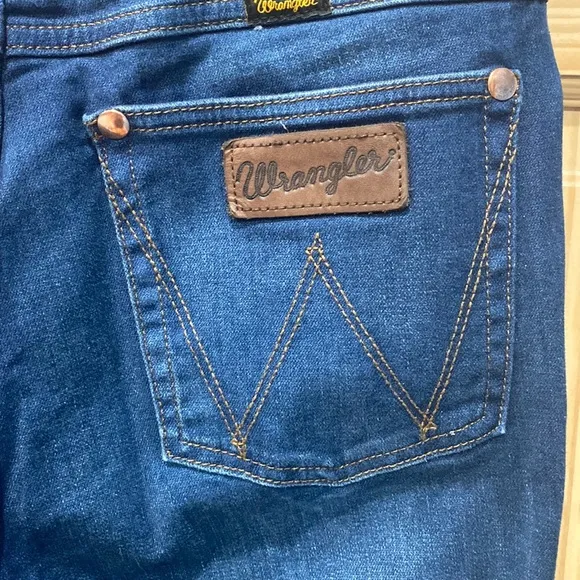 Wrangler Retro Wide Leg Jeans Size 30x34