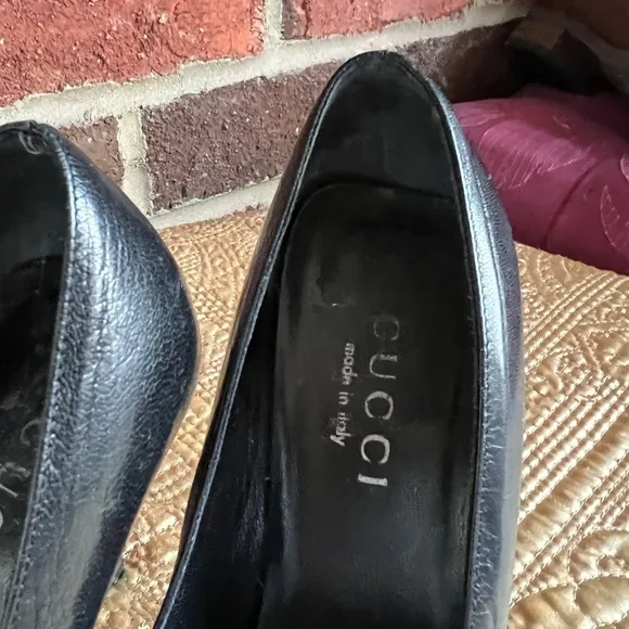Y2K Vintage Gucci “loafer stilettos “👠 Black leather with a wooden heel