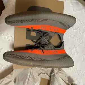 Yeezy 350V2 Beluga Reflective size 12.5