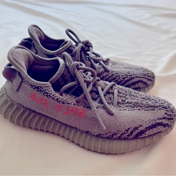 Yeezy x Adidas Grey Knit Fabric Sz 5 Boost 350 V2 Beluga 2.0 Sneakers Flaws