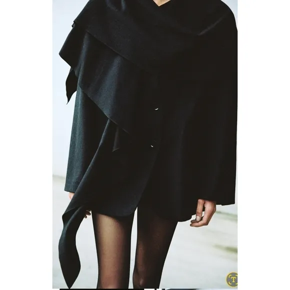 Zara Oversized Wool Scarf Blazer size M/L