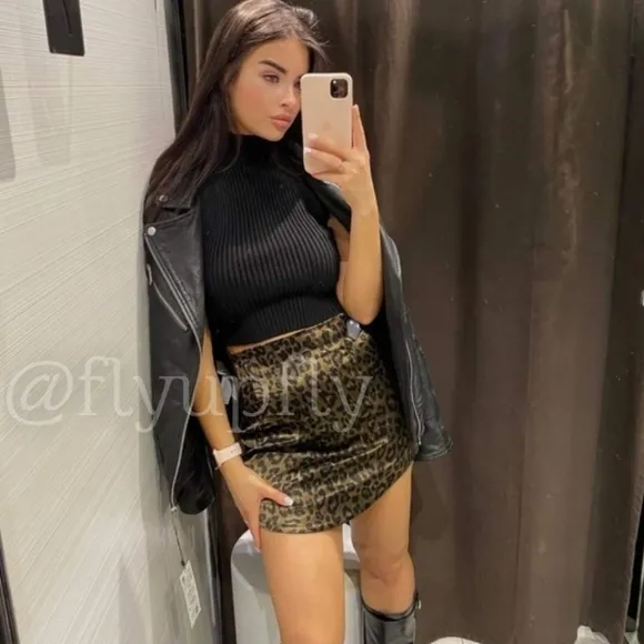 Zara * Satin Effect Leopard Animal Print  Cheetah Mini Skirt
