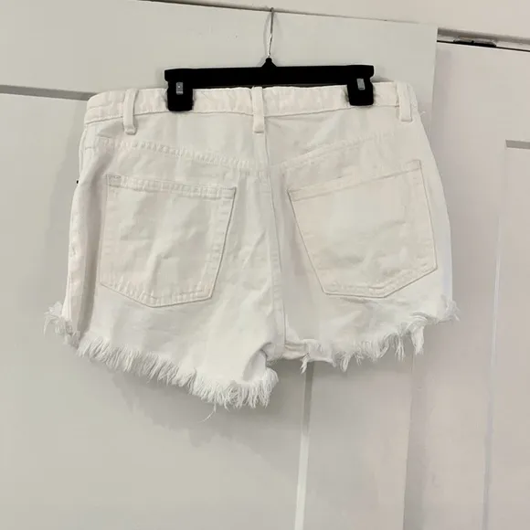 Zara White distressed high waisted denim jean shorts - ripped, frayed hem