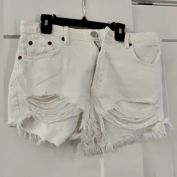 Zara White distressed high waisted denim jean shorts - ripped, frayed hem