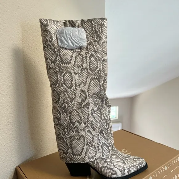 Zodiac Rowena-Wings Zip‎ Tall Western Cowgirl Concert Snake Skin Boots Size 8.5